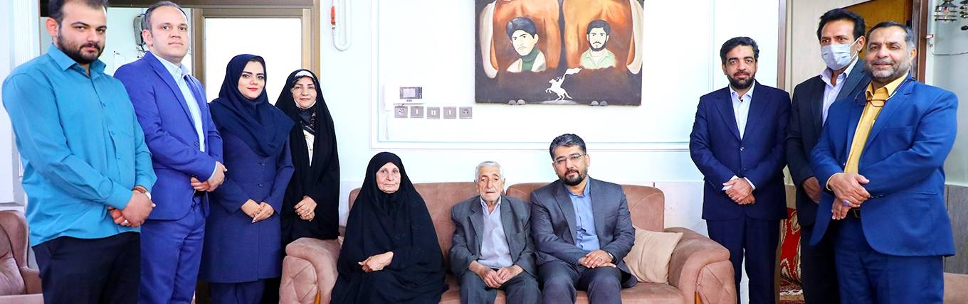 دیدار مدیرعامل رسکو با خانواده شهیدان حجازی